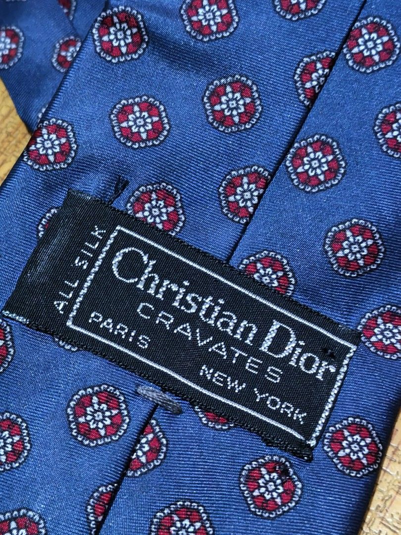 CHRISTIAN DIOR NECKTIE (Category: Ties) located in Muntinlupa City. Submitted by nofame12 (Listing ID 1462167899, Image 2). Description: PLEASE CHECK THE DETAILS OF THE ITEM ON FIRST PHOTO. LOCATION - SUCAT MUNTINLUPA CITY.