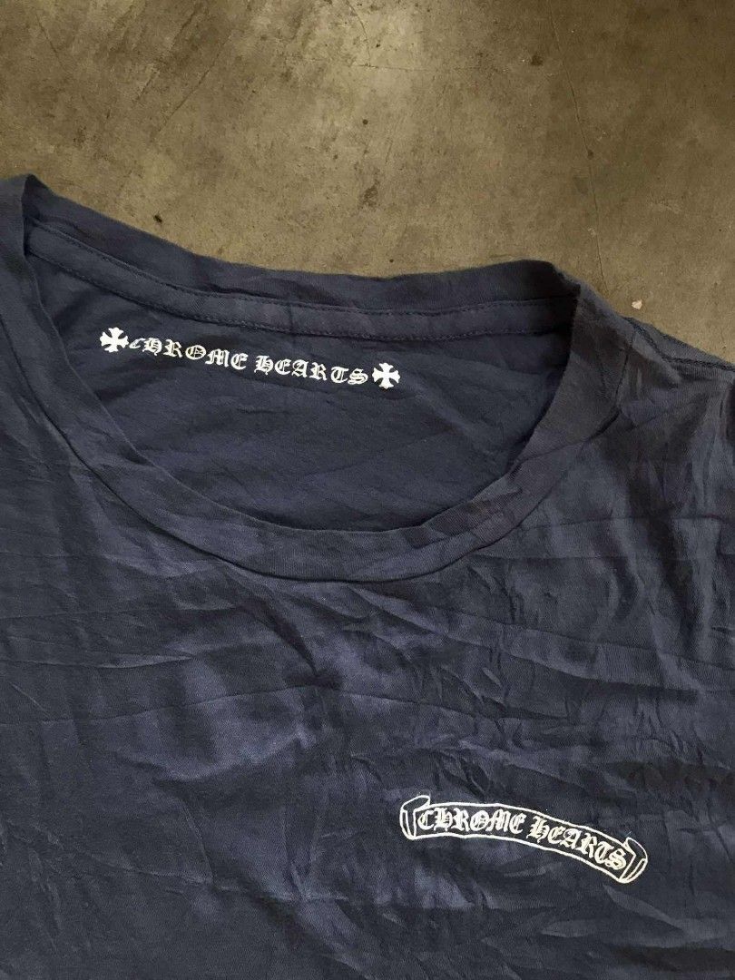 CHROME HEARTS MATTY BOY SHIRT (Category: Shirts) located in Argao. Submitted by thrift_ni_ar (Listing ID 1462162042, Image 3). Description: CHROME HEARTS MATTY BOY SHIRT ‼️ EXCELLENT CONDITION SIZE LARGE W 19 / L 28 COLORATE 9.8 / 10 ISSUE : PINHOLE 550 + SF 🛒🛒.