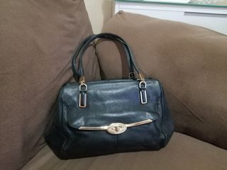 (Category: ) located in . Submitted by momsluxes (Listing ID 1462072789, Image 1). Description: .