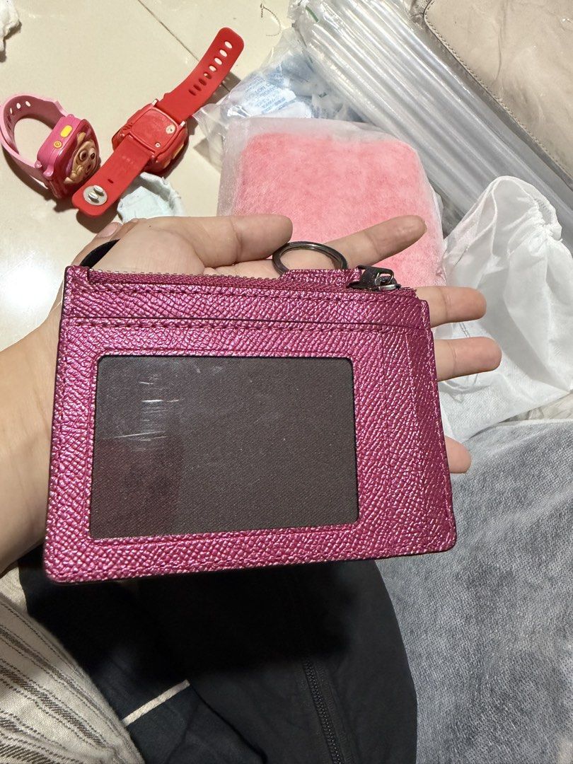 coach coin purse (Category: Wallets & Card holders) located in Quezon City. Submitted by mariamaharba7798 (Listing ID 1462104547, Image 2). Description: .