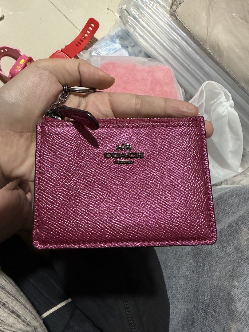 coach coin purse (Category: Wallets & Card holders) located in Quezon City. Submitted by mariamaharba7798 (Listing ID 1462104547, Image 1). Description: .