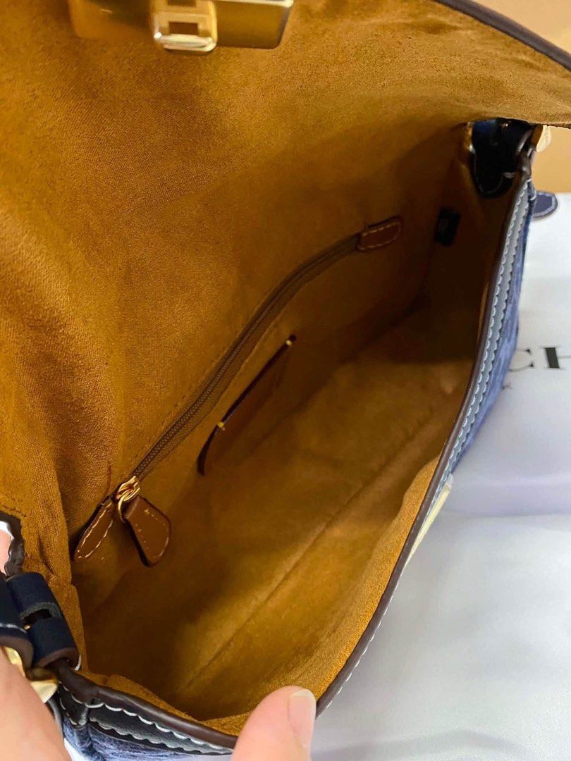 Coach Etta Flap (Category: Shoulder Bags) located in Binan City. Submitted by pinkykeenshop (Listing ID 1462159397, Image 2). Description: .