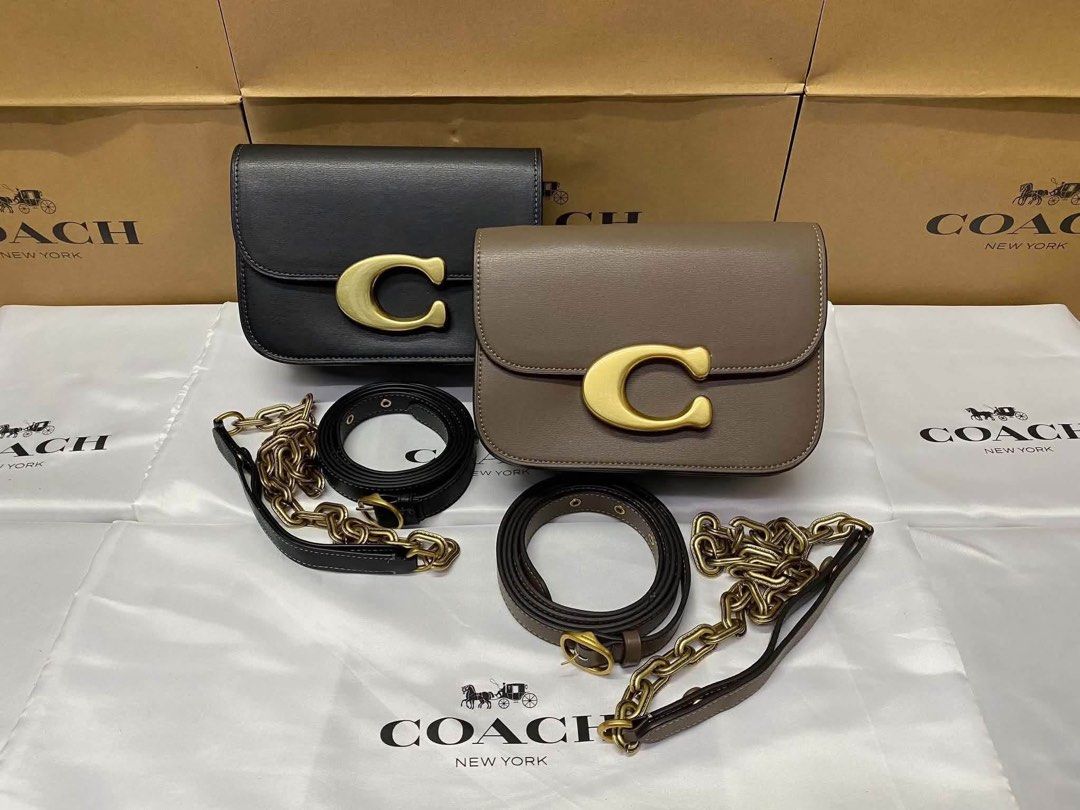 Coach Idol 22 (Category: Shoulder Bags) located in Binan City. Submitted by pinkykeenshop (Listing ID 1462157788, Image 1). Description: .