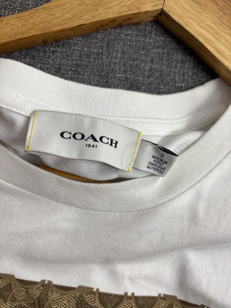 Coach Men’s Tshirt (Category: Tshirts & Polo Shirts ) located in San Fernando. Submitted by kayemanalac_05 (Listing ID 1462113509, Image 2). Description: .