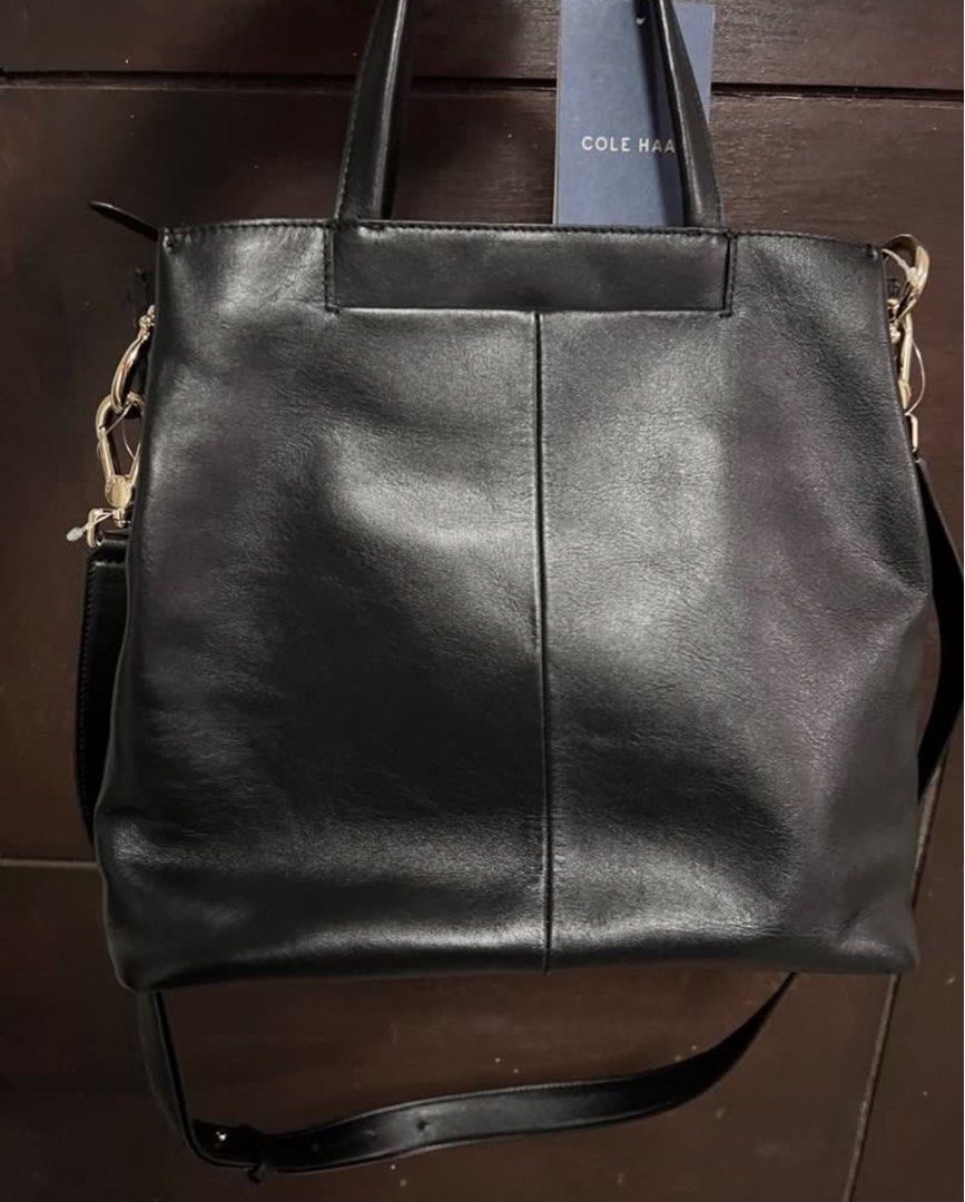 Cole Haan Grand Series (Category: Cross-body Bags) located in San Juan City. Submitted by sundayshorty (Listing ID 1462237742, Image 3). Description: Brand new with dust bag Loc : San Juan City.