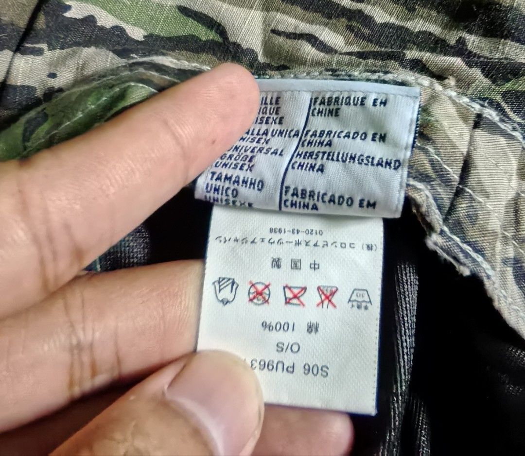 Columbia camouflage brown leaf bucket hat (Category: Caps & Hats) located in Quezon. Submitted by miksxthrift (Listing ID 1462060164, Image 3). Description: .