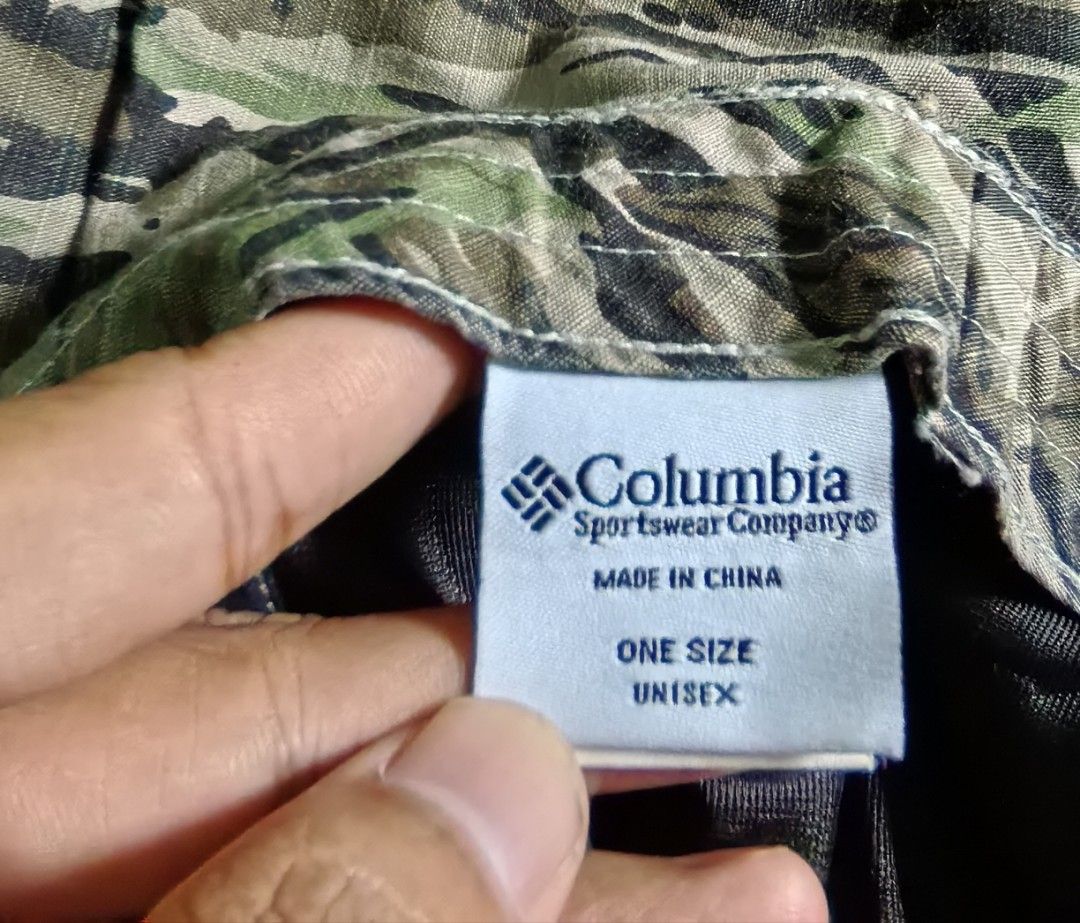 Columbia camouflage brown leaf bucket hat (Category: Caps & Hats) located in Quezon. Submitted by miksxthrift (Listing ID 1462060164, Image 2). Description: .