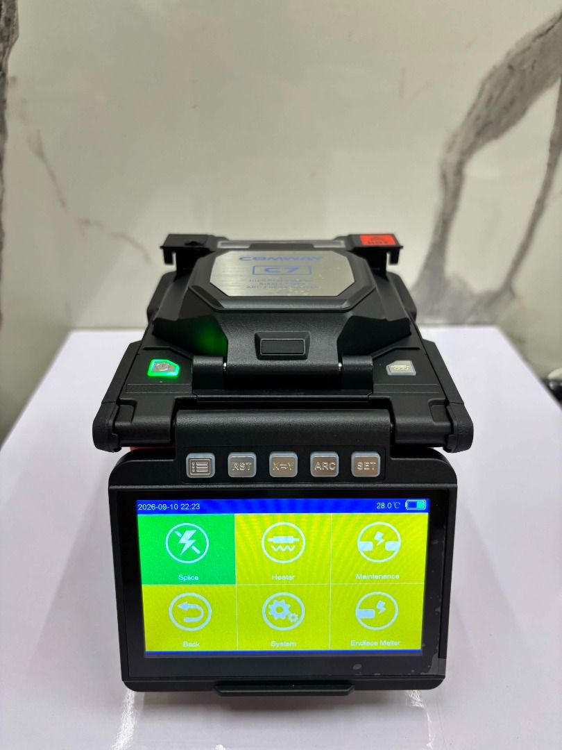 COMWAY C7 Fusion Splicing Machine (Category: Office & Business Technology) located in Caloocan City. Submitted by ibfptechnologies_08 (Listing ID 1462089448, Image 2). Description: - Economical Core Alignment Fusion Splicer - 6 sec splicing, 12 sec heating - Remote locker for anti-theft solution - 5000 ARC discharges - 5600mAh battery capacity - 350 cycles per battery charge - with thermal stripper.