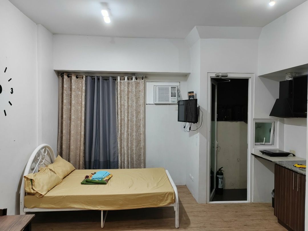 Condo Unit at Anuva Residences (Category: Apartments & Condos) located in Carmona. Submitted by grandfox_ea4555 (Listing ID 1462080134, Image 2). Description: Project name: Anuva Residences Developer: SOCLAND Location: Brgy. Buli Muntinlupa Monthly: 15,300 via PAG IBIG Remaining balance to pay: 2,220, 000.00 Turnover date: Sep 2019 6 years paid Studio type - 23.36 sqm - fully furnished Asking price: 900k all in. Kasama na mga gamit. Unit details: