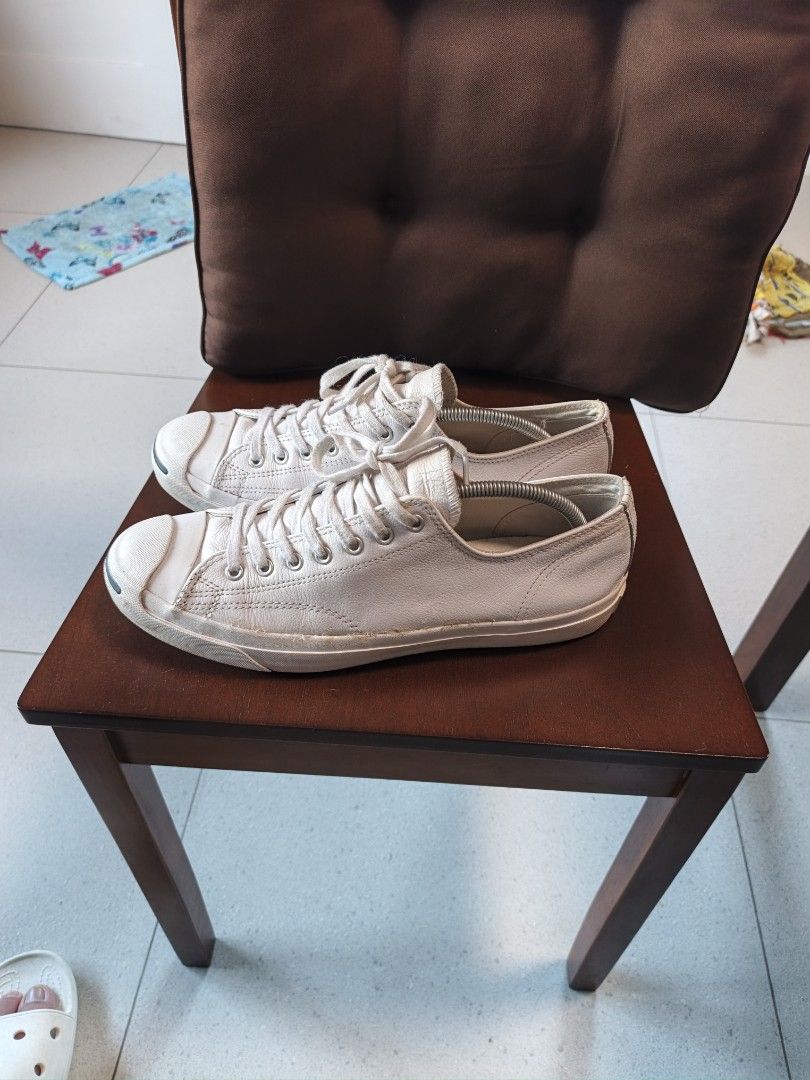 Converse Jack Purcell Leather Low Top Sneakers White (Category: Casual Shoes) located in Adams. Submitted by purefalcon.974eee (Listing ID 1462058734, Image 3). Description: - White leather Converse Jack Purcell low top sneakers - Classic design with iconic Jack Purcell smile on the toe - Soles show some signs of wear - Laces are included - Ideal for casual and everyday wear.