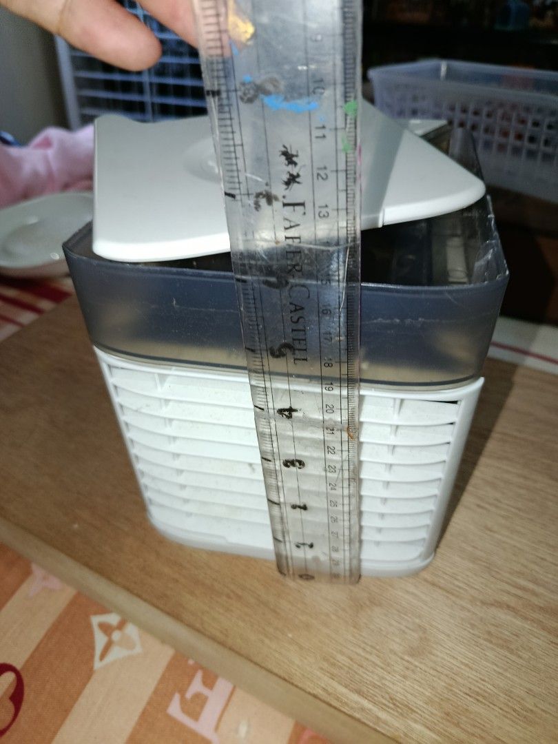 Cooler fan: put ice in water (Category: Fans) located in Quezon City. Submitted by kristal68 (Listing ID 1462039395, Image 1). Description: I cannot find the cord! used 5 times only.