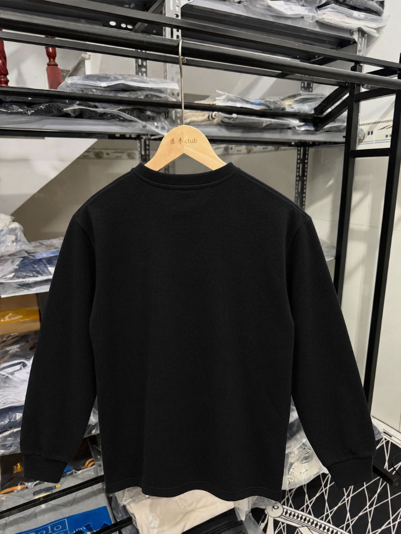 Corteiz Alcatraz Waffle LongSleeve (Category: Activewear) located in San Fernando. Submitted by fynder (Listing ID 1462095466, Image 3). Description: Corteiz Alcatraz Waffle LongSleeve 🔥 100% Auth Brand New 🔥 Available Sizes : S-XL 💬 DM for more Photos or Size Chart 📦 Fast processing (Air cargo freight) 💬 More drops daily on IG: @fynder1 🔒 Buyer protection through Carousell — shop with confidence .