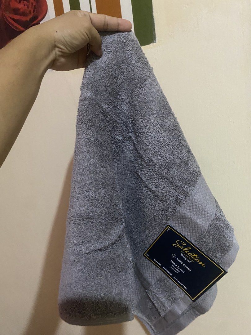 Cotton Hand Towel (Category: Towels, Napkins & Holders) located in Cebu City. Submitted by gorgie9426 (Listing ID 1462181122, Image 2). Description: .