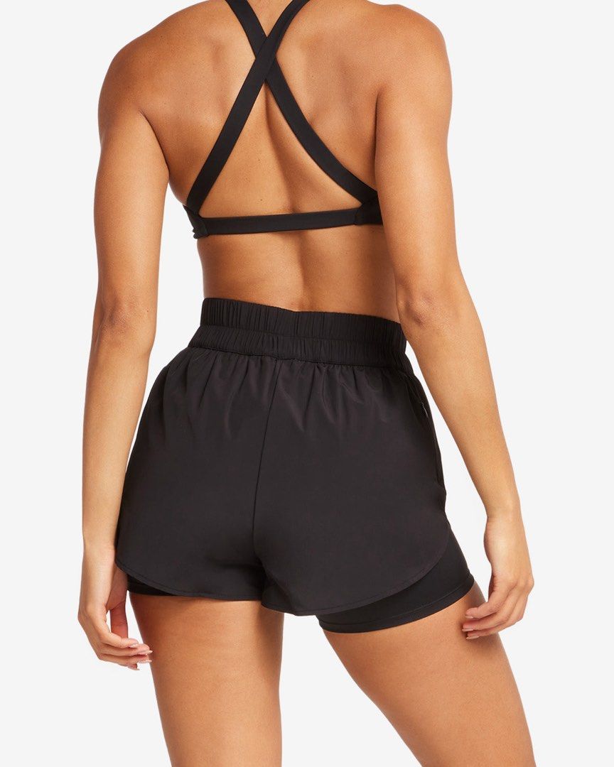 CSB run shorts in carbon (Category: Activewear) located in Quezon City. Submitted by shopsoph (Listing ID 1462149143, Image 3). Description: bought it for ₱3,400 retail has no lining inside flaw: waistband got a bit awry in the wash rfs: i dont like highwaisted shorts.