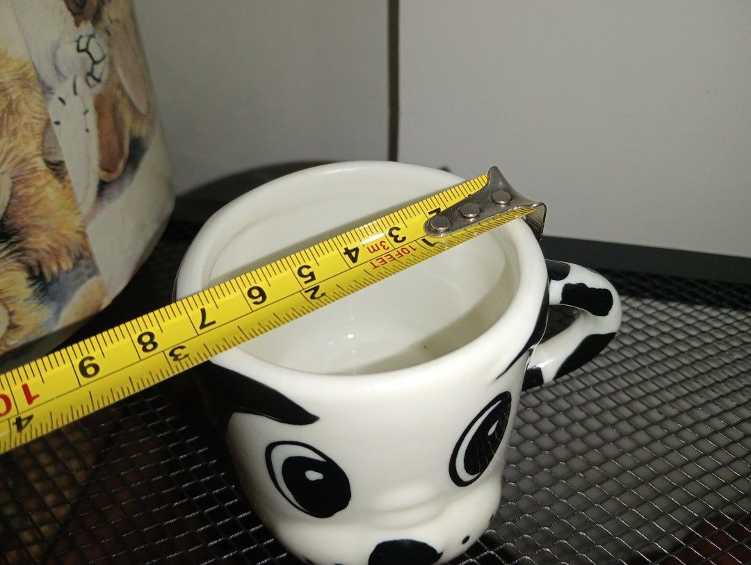 DALMATIAN CERAMIC CUTE MUG (Category: Coffee & Tea Tableware) located in Kawit. Submitted by gieclutter (Listing ID 1462035887, Image 3). Description: Flakers and joy reservers are 𝗻𝗼𝘁 𝗮𝗹𝗹𝗼𝘄𝗲𝗱 ✓𝗔𝗦 𝗜𝗦 ・Actual photos, sized precisely ・Verify the item's dimensions first ・ Expect minor flaws (uneven coatings, scratches, and paint chips) as items are sourced directly from the supplier ・All sales are final—no returns, exchanges, or refund