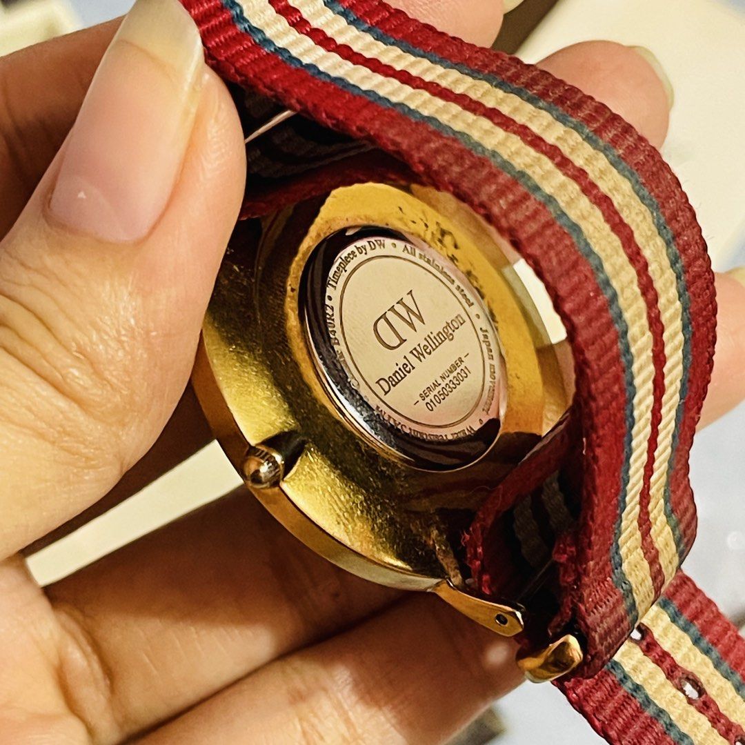 Daniel Wellington Classic Exeter Watch with NATO Strap (Category: Men's Watches) located in Manila. Submitted by jinariii (Listing ID 1462239871, Image 3). Description: ▫️Well used ▫️Unisex ▫️40mm diameter face ▫️NATO strap ✅Complete with box (box worn out due to being stock) ✅Working battery ‼️Needs cleaning of NATO strap 🔺RFS: watch face too big for my wrist 💰MOP: BPI | Maribank | MAYA | GCash.