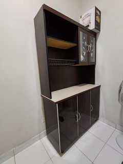 (Category: ) located in . Submitted by ninawardrobe (Listing ID 1462190681, Image 1). Description: .