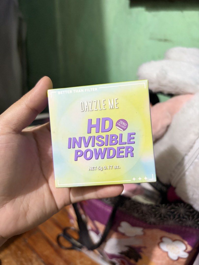 Dazzle Me HD Invisible Powder (Category: Makeup) located in Quezon City. Submitted by berrystrawng (Listing ID 1462104935, Image 1). Description: used once only rfs: affiliate.