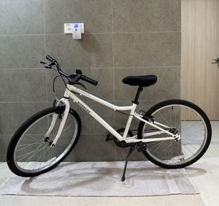 (Category: ) located in . Submitted by everest. (Listing ID 1462153958, Image 1). Description: .