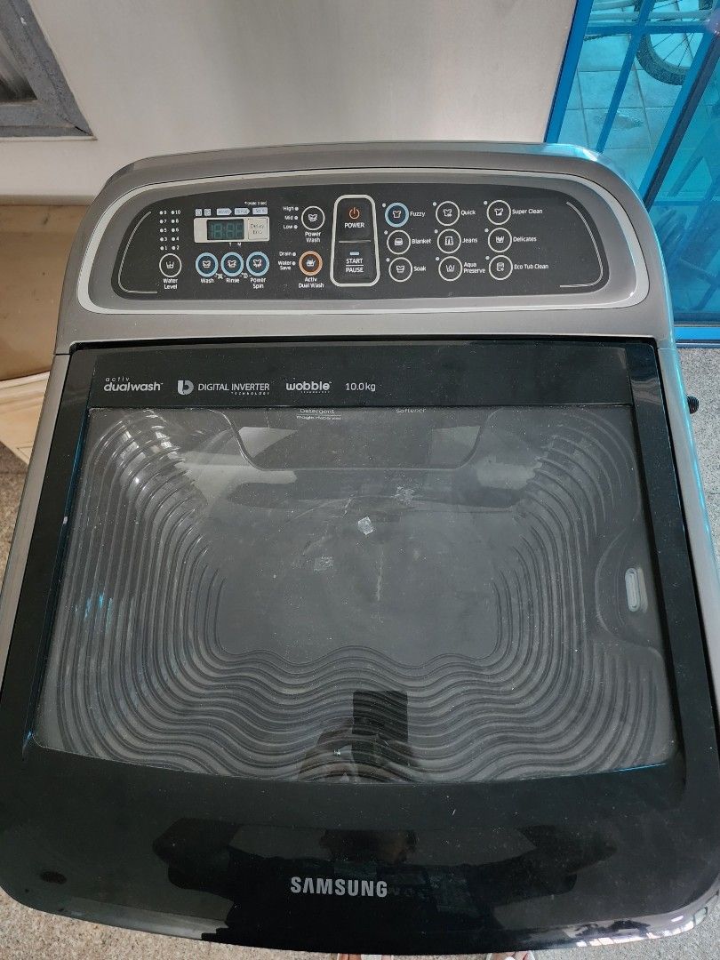 Defective Samsung 10kg Top Load Washing Machine (Category: Washing Machines and Dryers) located in Manila. Submitted by iiivvvyyy02127 (Listing ID 1462205230, Image 2). Description: .