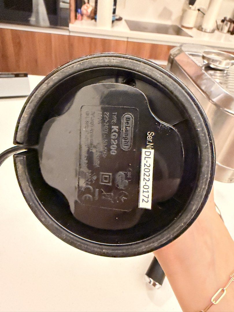 DeLonghi KG200 Coffee Grinder (Category: Coffee Machines & Makers) located in Taguig. Submitted by sourcedbym (Listing ID 1462173071, Image 3). Description: - DeLonghi KG200 Coffee Grinder - Color: Black - Condition: Works well no issues - Function: Great for grinding coffee beans - Ease of Use: Simple plug-and-play operation - Design: Compact size, fits easily on countertops.