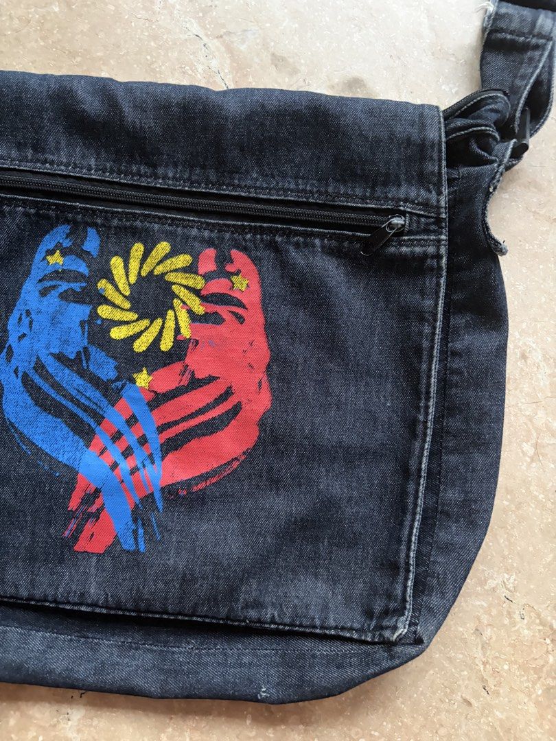 Denim Messenger Bag, Philippine Flag Print (Category: Cross-body Bags) located in Quezon City. Submitted by tidyup.lara (Listing ID 1462127281, Image 2). Description: Sold as is Dimensions: 13” x 16” Condition 8/10: used but in good condition.