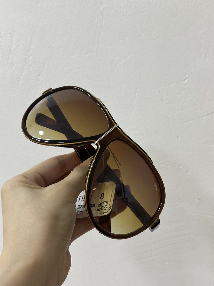 D&G Sunglasses (Category: Sunglasses & Eyewear) located in Cavite. Submitted by aljennaaaa (Listing ID 1462219732, Image 2). Description: .