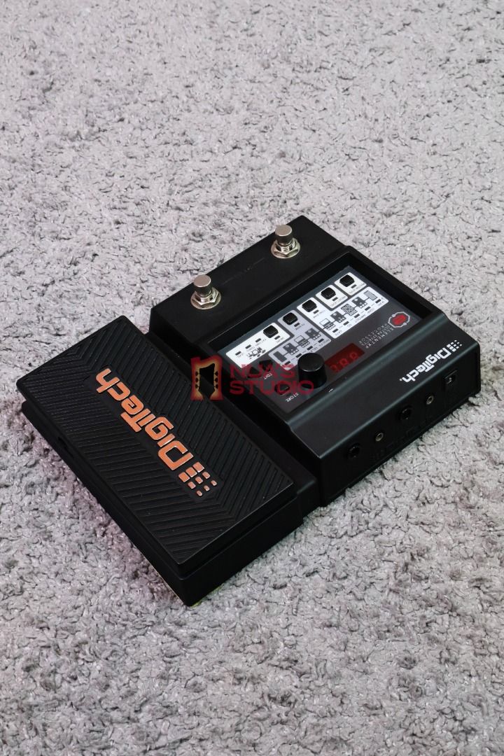 DIGITECH ELEMENT XP MULTI-EFFECTS (Category: Music Accessories) located in Shah Alam. Submitted by nuastudiomy (Listing ID 1462162379, Image 2). Description: Condition: Like New Type: Multi Effects Box: No Box Condition: - Adapter: No Power: 9V More items at www.nuastudiomy.com 🔸 Visit us at Nua's Studio, Seksyen 28 Shah Alam to view and test. Call/Ws us at 0162907853. 🔸 Price is fixed. This is a used item sold as-is. 🔸 We accept Cash, MyDebit