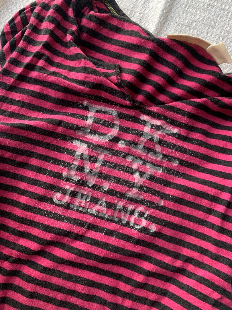 DKNY Y2k striped tee (Category: Blouses) located in Cebu City. Submitted by hiddenlabel (Listing ID 1462261439, Image 2). Description: .