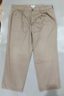 (Category: ) located in . Submitted by aydenthriftwear (Listing ID 1462128032, Image 1). Description: .