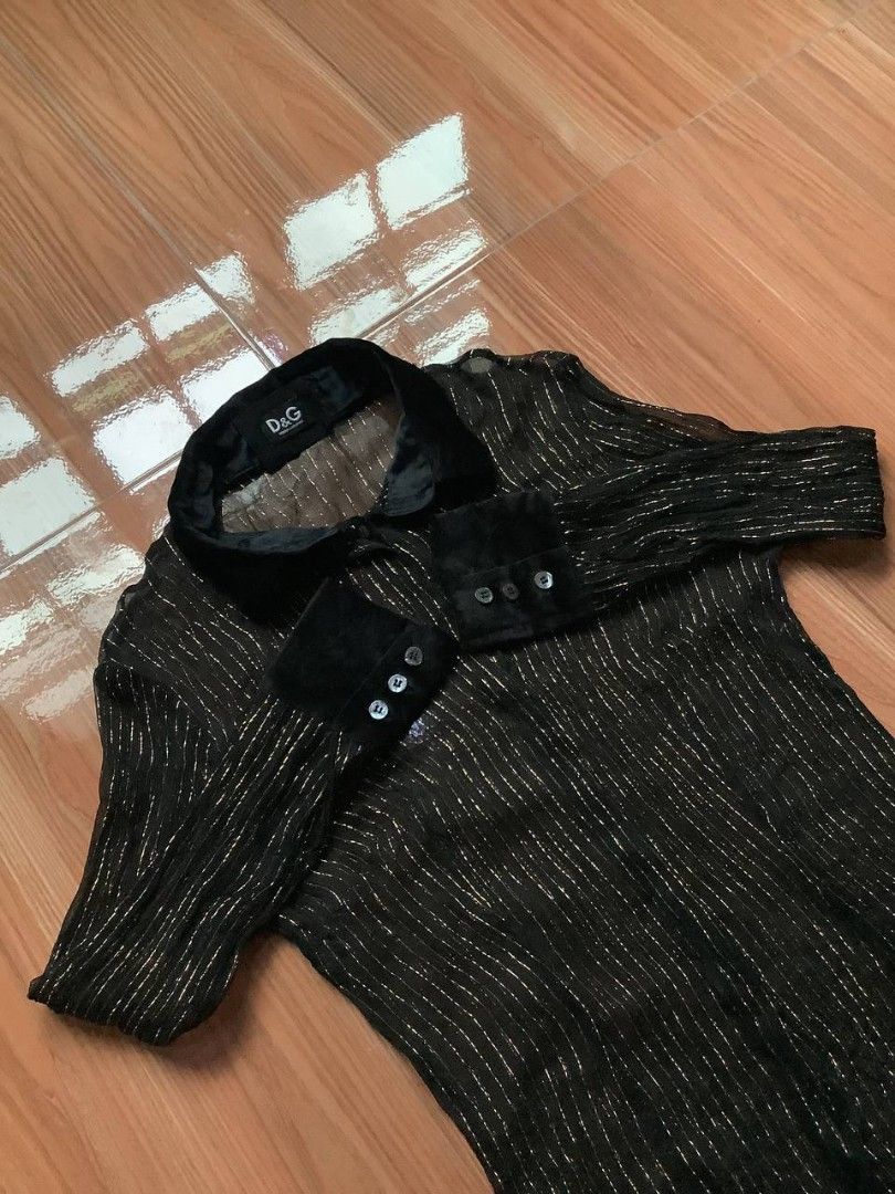 Dolce & Gabbana Chiffon Silk Button-down (Category: Longsleeves) located in Canaman. Submitted by stayhypethrifted (Listing ID 1462098333, Image 3). Description: .