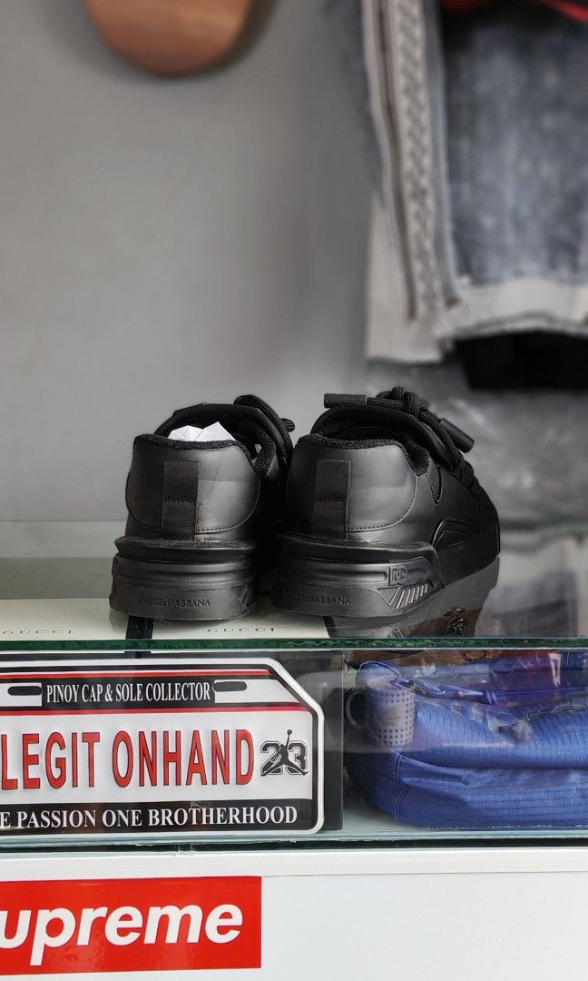Dolce & Gabbana low-top sneakers | black (Category: Sneakers & Footwear) located in General Mariano Alvarez. Submitted by legitonhand.ph35961 (Listing ID 1462173901, Image 3). Description: Dolce & Gabbana low-top sneakers | black Available size 44 100℅ Authentic / Original💯 Excellent condition ☑️ Pre owned / Used☑️ Cod available thru Lbc🛵.