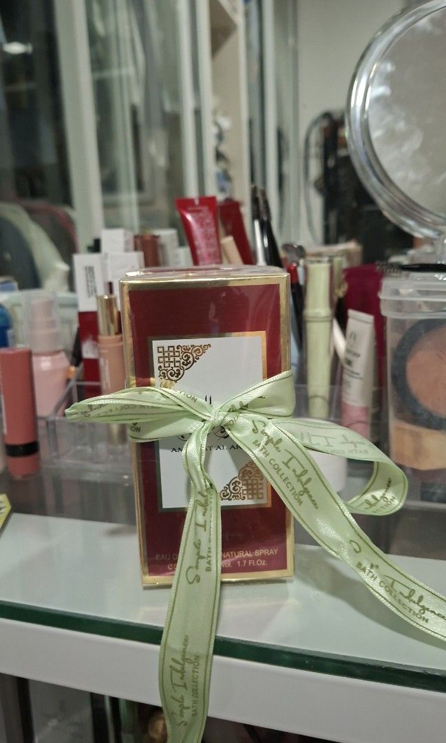 Dubai perfume (Category: Fragrance & Deodorants) located in Cainta. Submitted by gieomana (Listing ID 1462182976, Image 3). Description: set 2 3 pcs.Ameerat al arab 50ml sweet /fruity scent now lang to guys all original po.