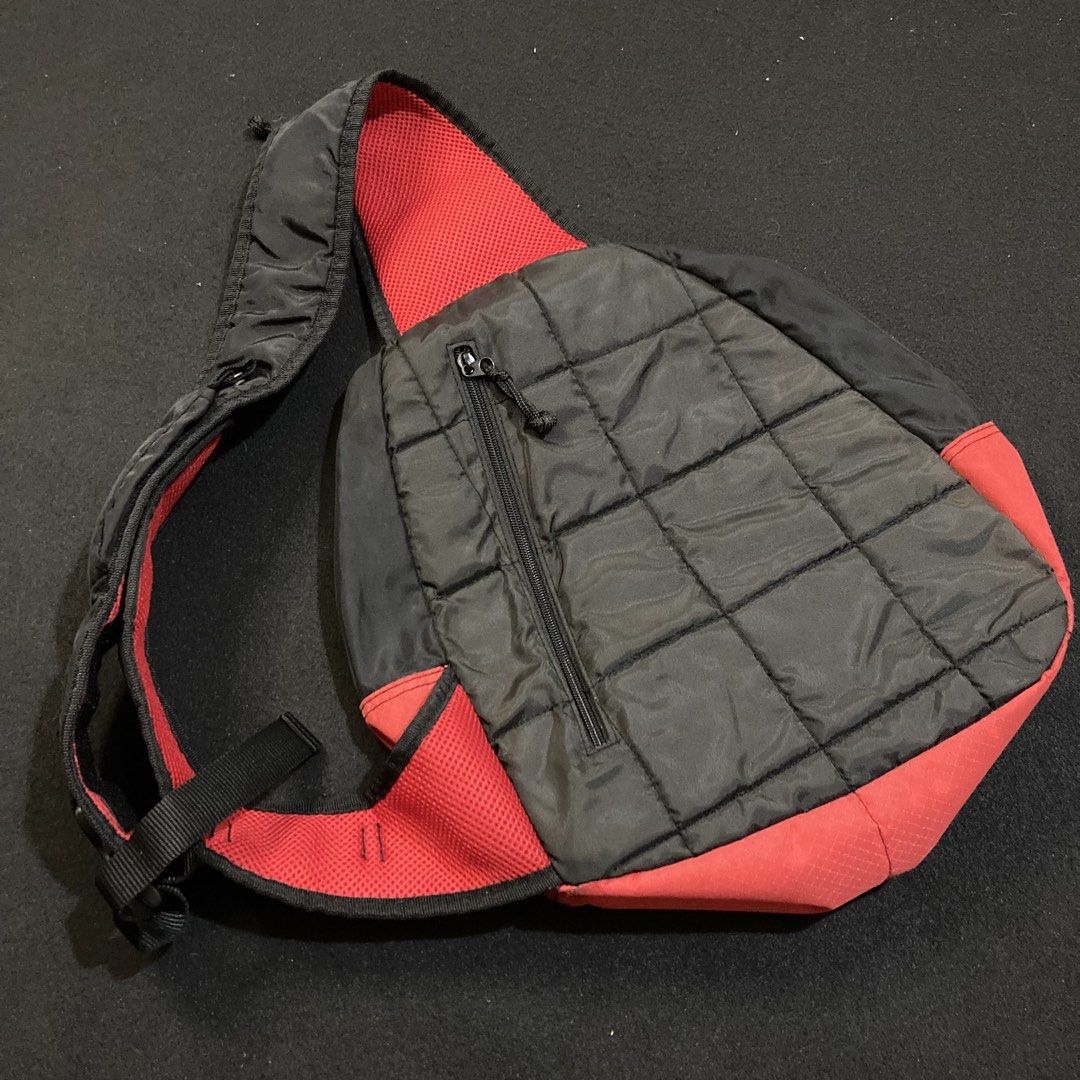Ducati Cross Body Bag (Category: Belt bags, Clutches and Pouches) located in Malaybalay. Submitted by spl3ndd_artifacts (Listing ID 1462211661, Image 3). Description: .