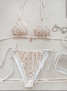 (Category: ) located in . Submitted by shopmystyle__ (Listing ID 1462090873, Image 1). Description: .