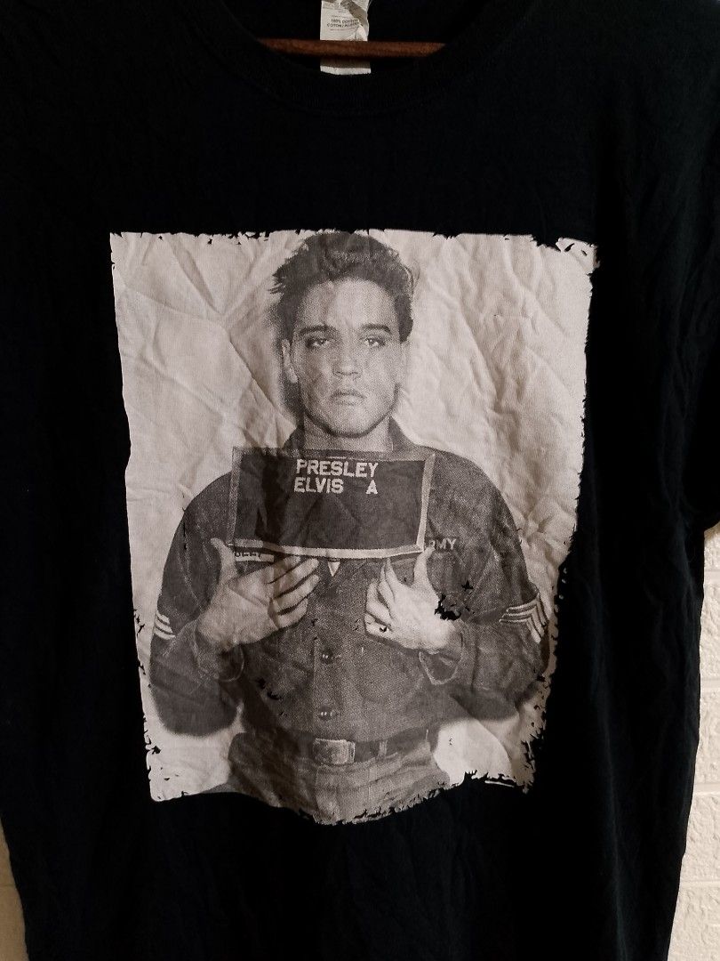 ELVIS PRESLEY SHIRT (Category: Tshirts & Polo Shirts ) located in Tabaco. Submitted by zerothreethrift (Listing ID 1462197706, Image 2). Description: ELVIS PRESLEY SHIRT SIZE LARGE EXCELLENT PM IF INTERESTED ALBAY LOCATION.