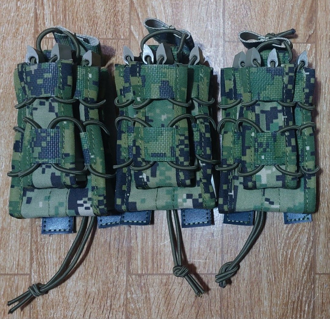 Emerson Gear Double Deck Mag Pouches (Category: Coats, Jackets and Outerwear) located in Baguio. Submitted by wagwagan_001 (Listing ID 1462079057, Image 1). Description: good as new.