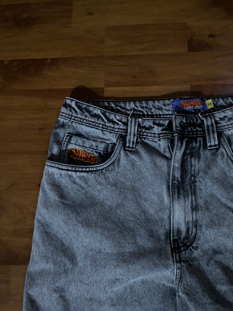 Empyre Relax Fit Shorts (Category: Shorts) located in San Juan, Ilocos Sur. Submitted by braveberry01 (Listing ID 1462183460, Image 2). Description: 34 waist 21 length 11 hem.