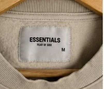 Essentials Signature Oversized Crewneck Sweatshirt (Category: Coats, Jackets and Outerwear) located in Manila. Submitted by jacobbennett2 (Listing ID 1462101126, Image 3). Description: .