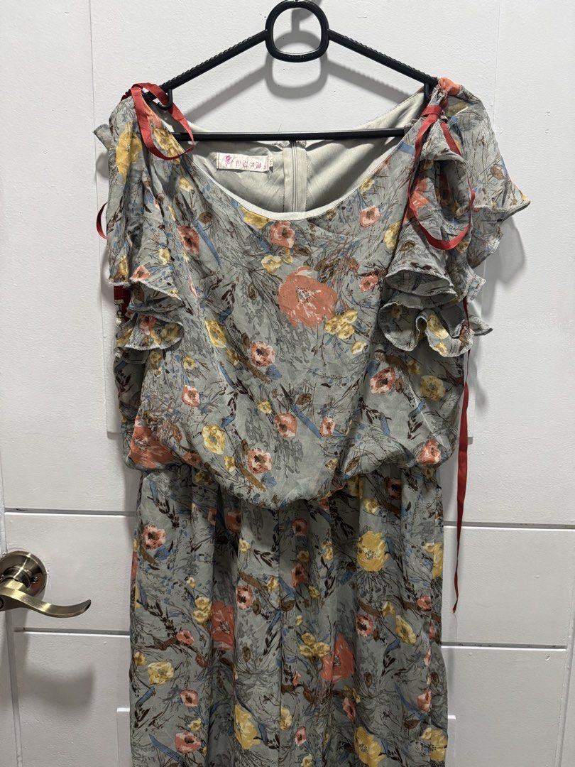 Floral Chiffon Romper for Women (Category: Rompers) located in Davao. Submitted by buymyclosetph (Listing ID 1462085496, Image 2). Description: —- Length 50 —- Chest up to 30 XXL on tag - I don’t have mannequin to determine the waist. MOP: Gcash MOD: J&T .