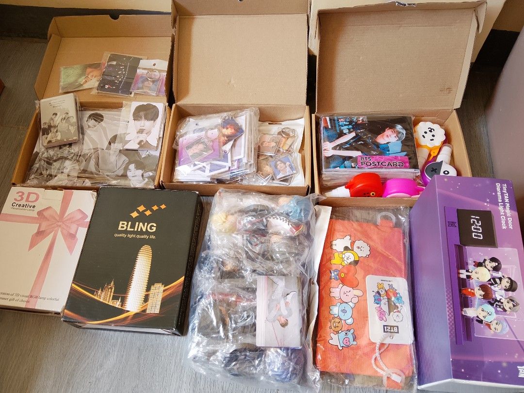 For Declutter.. (Category: Looking For) located in Agdangan. Submitted by my.collection.ph (Listing ID 1462110986, Image 3). Description: I'm selling my bts official and unofficial merchandise. price may vary depending on the items po pero yung iba po ibenta ko na po for bundle Rfs. need po ng funds open for meet and and lalamove po.