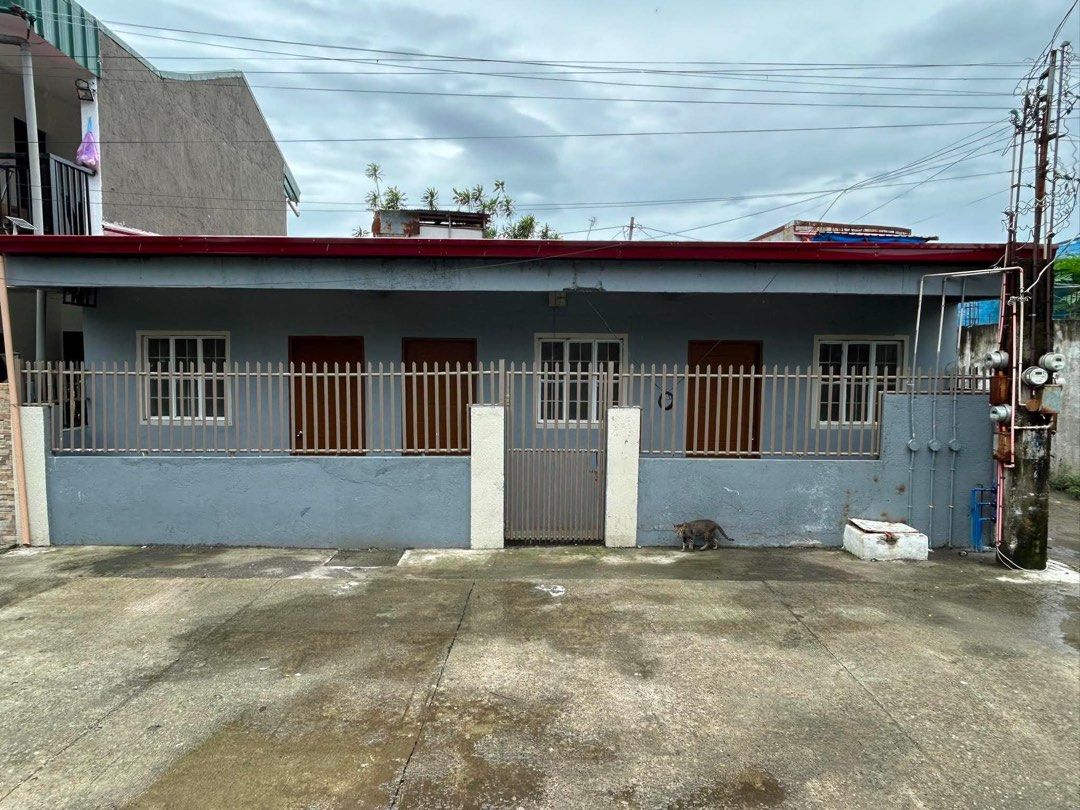 For Rent (Category: House & Lot) located in Cabuyao City. Submitted by motherl (Listing ID 1462126887, Image 1). Description: 🏡 ROOMS FOR RENT – ₱6,000/month 🏡📍 EC Rodriguez Compound, 1st Morales St., Paciano Rizal, Mayapa, Calamba, Laguna 📌 PLEASE READ AND UNDERSTAND BEFORE INQUIRING: STILL AVAILABLE? Yes! If this post is still up, units are still available. HOW TO INQUIRE: Send us a direct PM (Private Message) to schedule a viewing --------