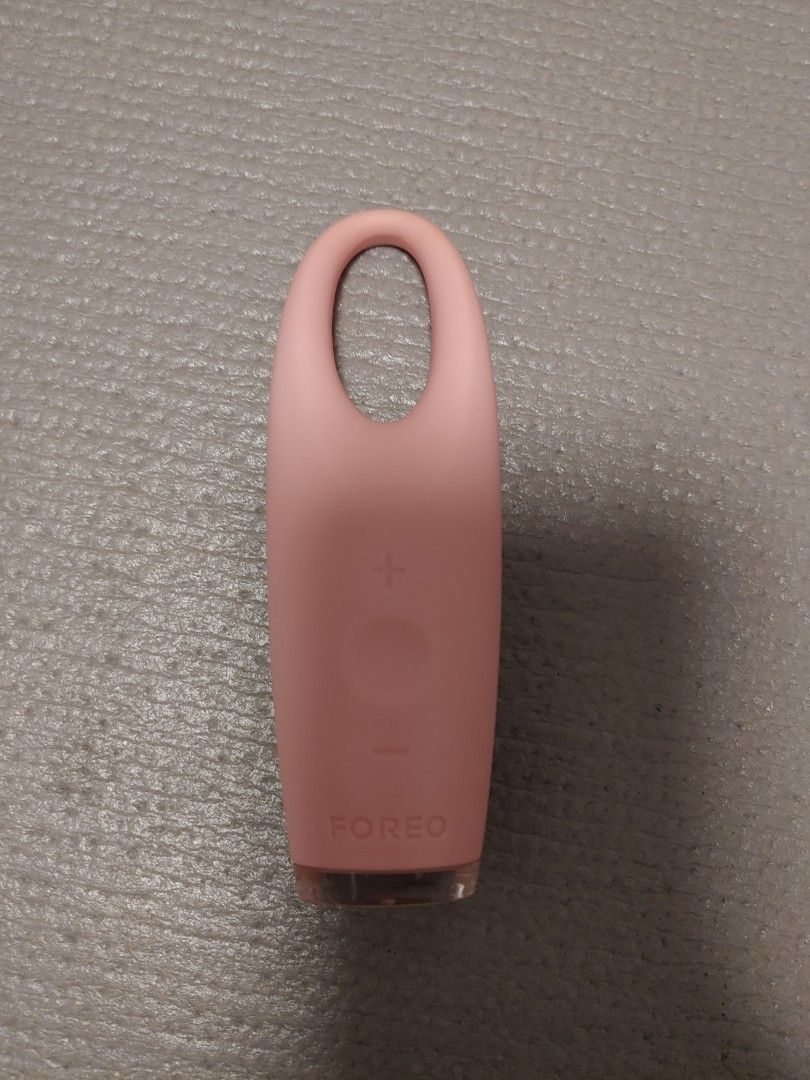 FOREO 眼部按摩 （分類：面部 - 面部護理）位於 Hong Kong。 由 duansl 提交（商品編號 1462079804，圖片 1）。簡介： 去黑眼圈和放鬆眼部肌肉。