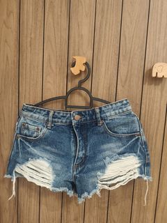 (Category: ) located in . Submitted by second_home_sg (Listing ID 1462135449, Image 1). Description: .