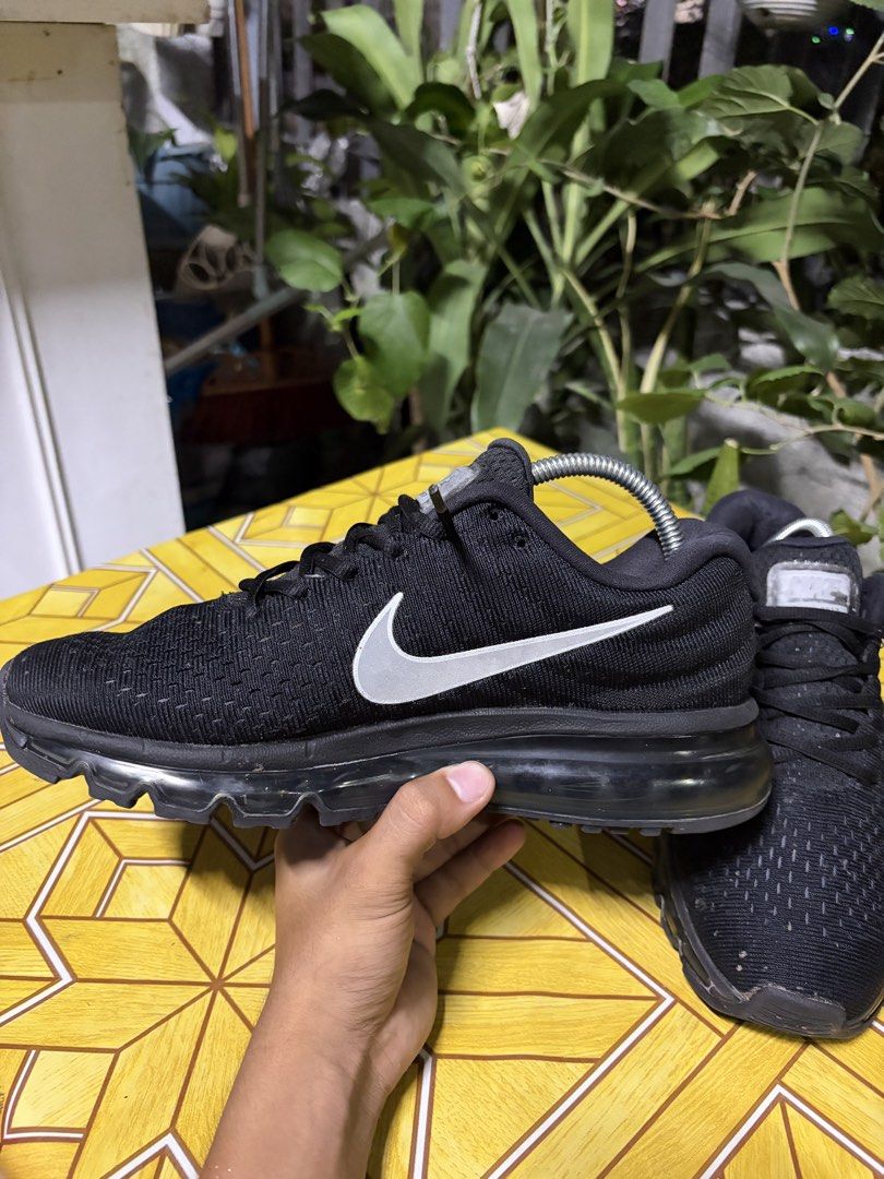 FS N!KE AIRMAX 2017 (Category: Casual Shoes) located in Manila. Submitted by angelo_deer (Listing ID 1462232490, Image 2). Description: FS DASMA,CAVITE LOCATION PWEDENG MEET UP KUNG MALAPIT LANG AT KUNG MALAYO PWEDENG LALAMOVE OR LBC BASTA SAGOT NIYO.