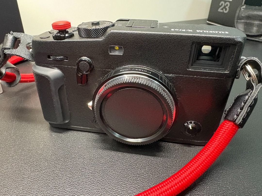 Fujifilm X-Pro 3 and EF-X20 (Category: Cameras) located in Dasmarinas. Submitted by oatmealnaisu (Listing ID 1462043619, Image 3). Description: Selling my pre-loved Fujifilm X-Pro 3 body and rare EF-X20 flash. Both are kept in a dry box and cleaned after every use. Price is negotiable for serious buyers. RFS: No longer used and need funds Comes with: • Original Box • 4 batteries (2 original, 2 Wasabi brand) • Battery charger • Sandisk 128 Gb SD C