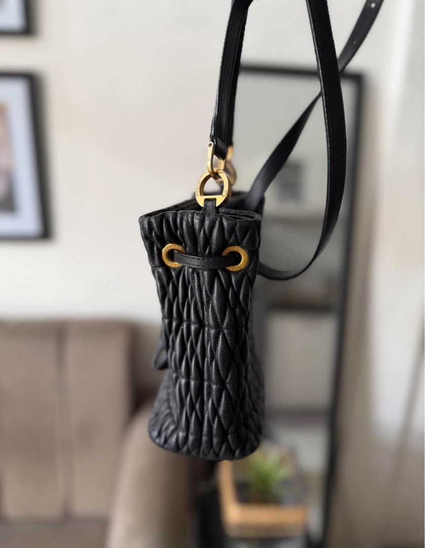 Furla Bag (Category: Cross-body Bags) located in Manila. Submitted by sars_16 (Listing ID 1462049542, Image 2). Description: Furla bag 💯 original and authentic Good condition .