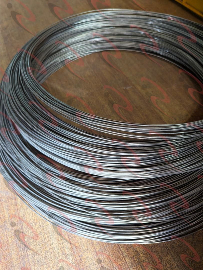 Galvanized Tie Wire – 1.8mm (Category: Home Improvement Tools & Accessories) located in San Pablo. Submitted by ultrasteelspc (Listing ID 1461811891, Image 3). Description: 🔩 Galvanized Tie Wire – 1.8mm Used for tying reinforcing bars, securing construction materials, bundling steel products and general fabrication work. 📐 Diameter: 1.8mm 📦 Available Sizes: • 18 kg roll • 250 g pack The convenient 250g pack is also available for customers who 