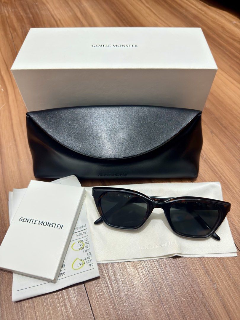 Gentle Monster Nonn T1 (Category: Sunglasses & Eyewear) located in Manila. Submitted by luxe.shop (Listing ID 1462076006, Image 1). Description: - Authentic Gentle Monster sunglasses - Chic tortoiseshell pattern frames - Comes with original box, case, and cleaning cloth - Purchased directly from Gentle Monster Japan - Original receipt included.