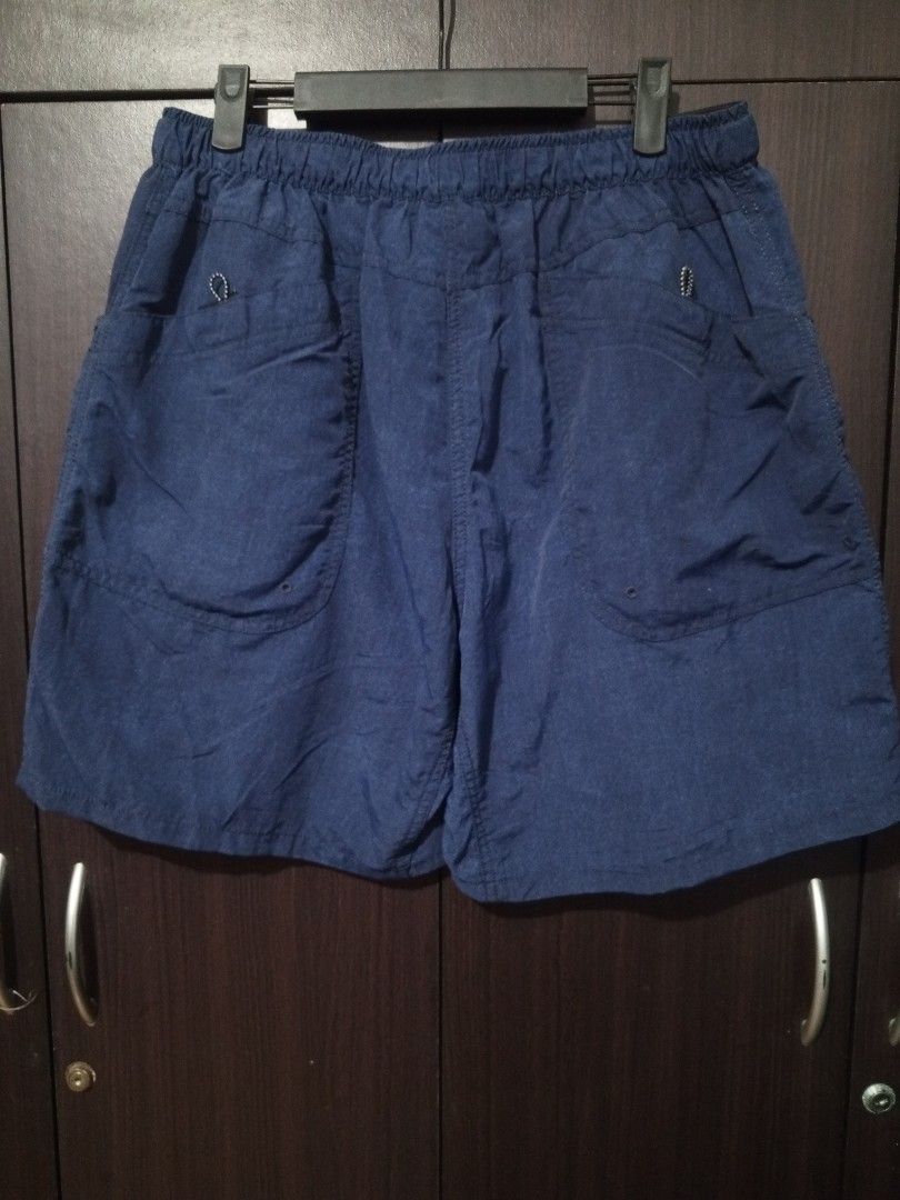 Gerry nylon Amphibious climbing shorts (Category: Activewear) located in Santa Maria. Submitted by paulo-garcia21 (Listing ID 1462140961, Image 2). Description: med to large waist 30 to 36 lenght 17 hem 12.5 no flaws excellent condition.